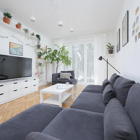 公寓 Bright In Saska Kepa Near Pge Narodowy By Renters
