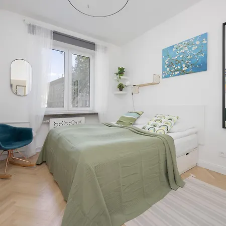 Bright In Saska Kepa Near Pge Narodowy By Renters Warsaw